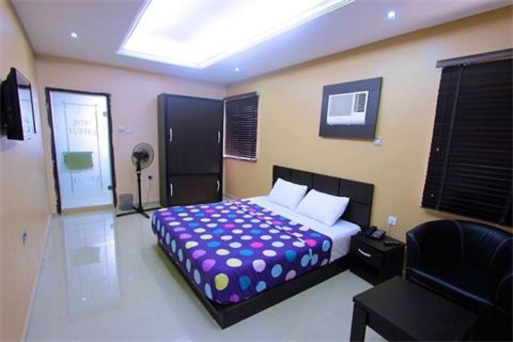 Number 95 Suites Lagos Bagian luar foto