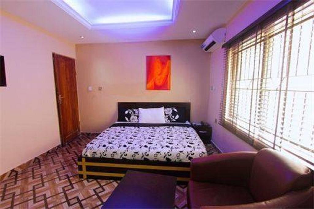 Number 95 Suites Lagos Bagian luar foto