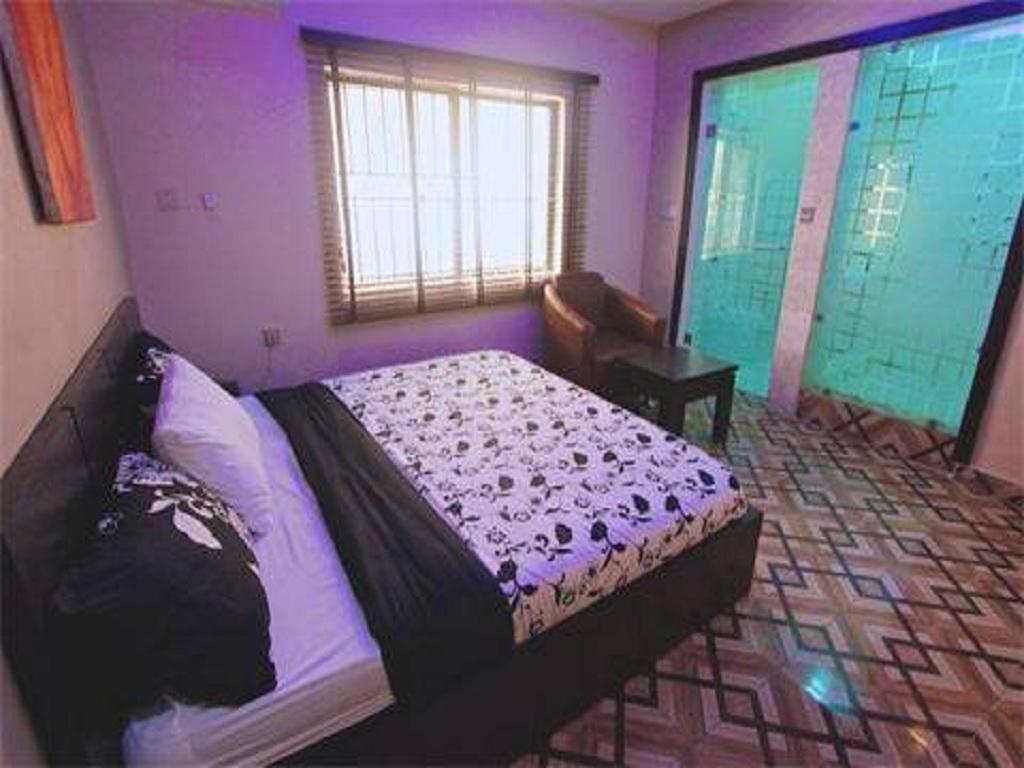 Number 95 Suites Lagos Bagian luar foto